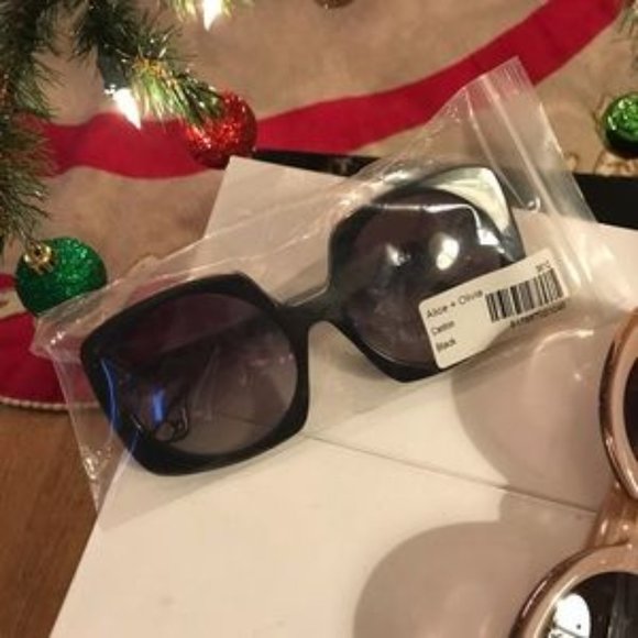 Alice + Olivia Canton Oversize Sunglasses - NWT - Picture 3 of 4